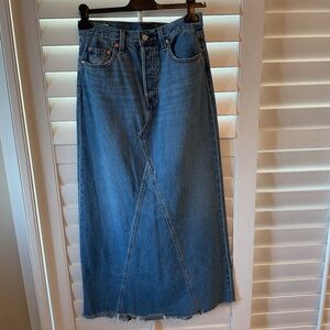 Levi’s Denim Maxi Skirt - Blue - Size 26